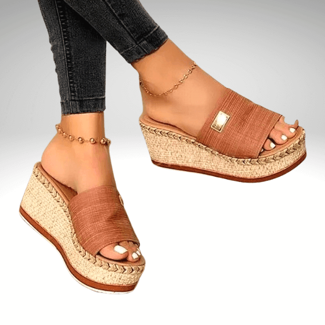 Kwality High Wedges Classic Sandal