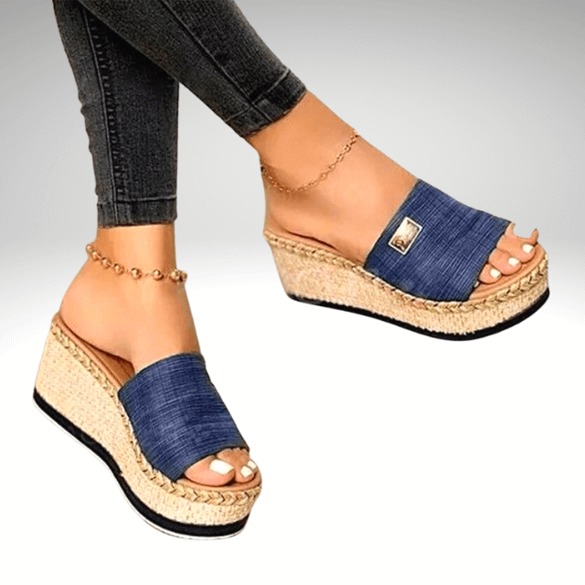Kwality High Wedges Classic Sandal